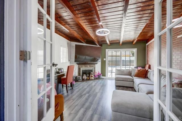 501 Willow Street, La Habra, CA 90631