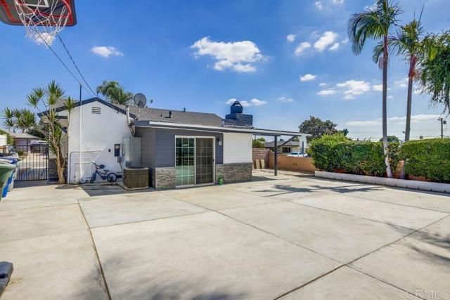 501 Willow Street, La Habra, CA 90631