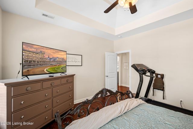 282 Fernwood Dr, Mt Washington, KY 40047