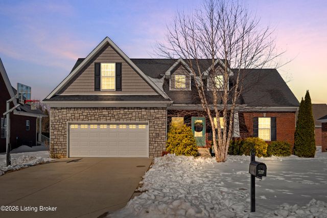 282 Fernwood Dr, Mt Washington, KY 40047