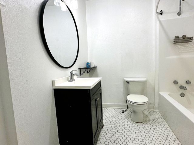 1104 Cole Street, Mckinney, TX 75069