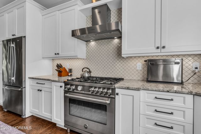 229 Dutch Lane Road, Freehold, NJ 07728