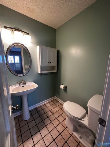 237 Brawley Drive, Owens Cross Roads, AL 35763