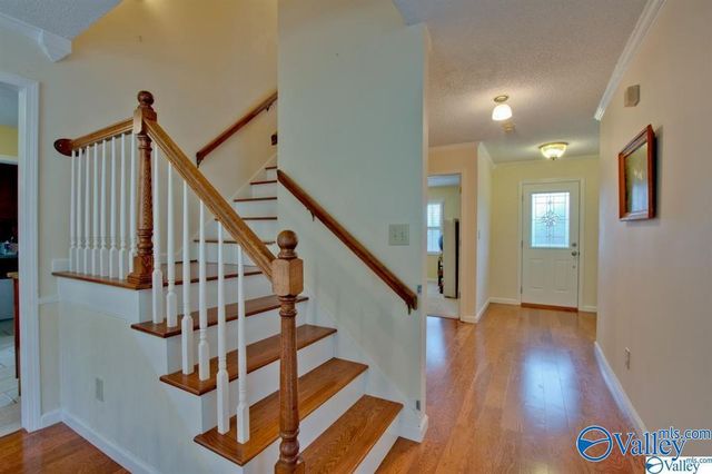237 Brawley Drive, Owens Cross Roads, AL 35763