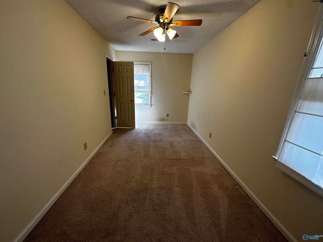237 Brawley Drive, Owens Cross Roads, AL 35763