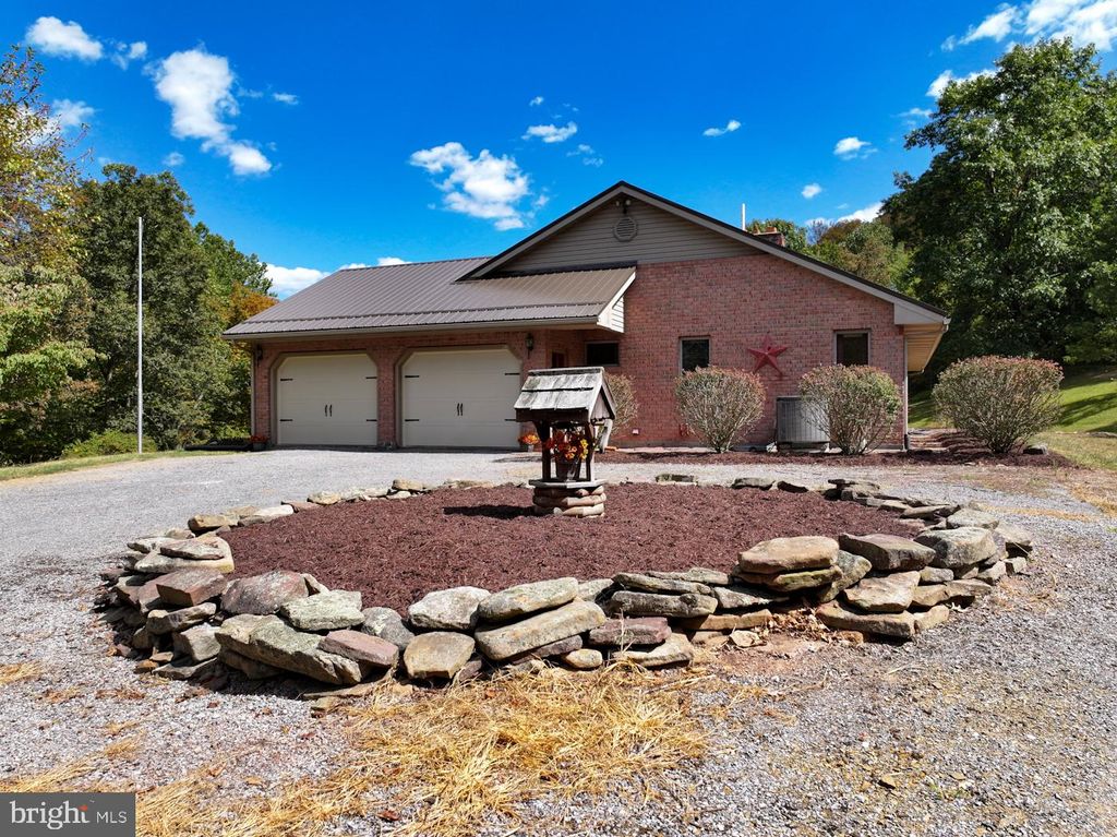 Image 14 of property listing at 353 PINE PITCH RD, Buffalo Mills, PA 15534