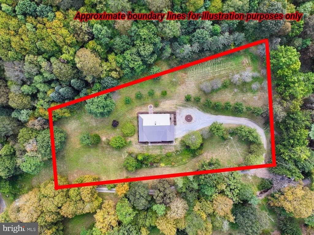 Image 15 of property listing at 353 PINE PITCH RD, Buffalo Mills, PA 15534