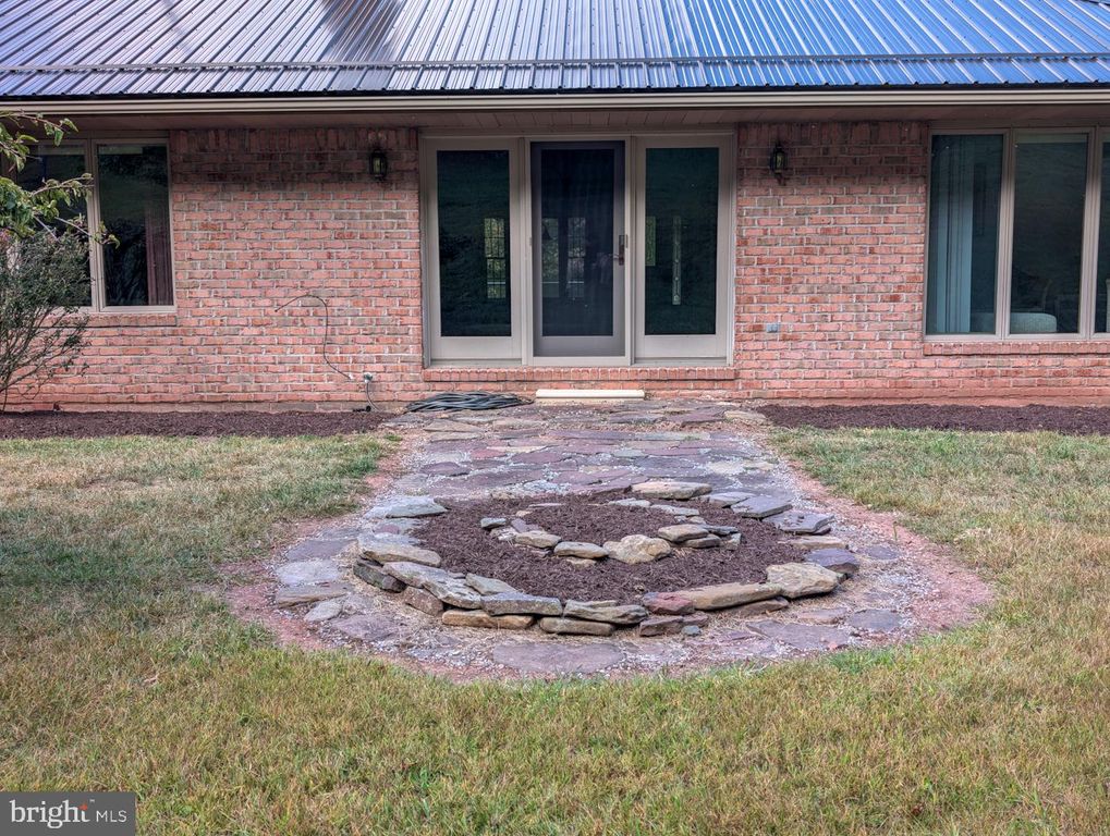 Image 57 of property listing at 353 PINE PITCH RD, Buffalo Mills, PA 15534