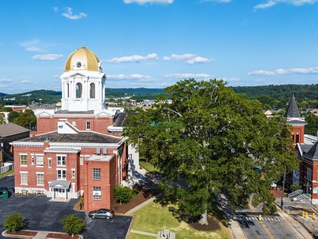 342 Belmont Drive, Cartersville, GA 30120