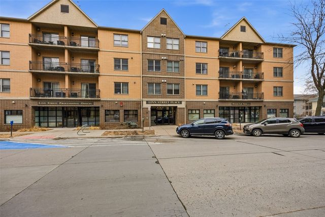 332 S Linn Street 305, Iowa City, IA 52240