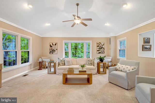 10354 STEAMBOAT LANDING LN, Burke, VA 22015
