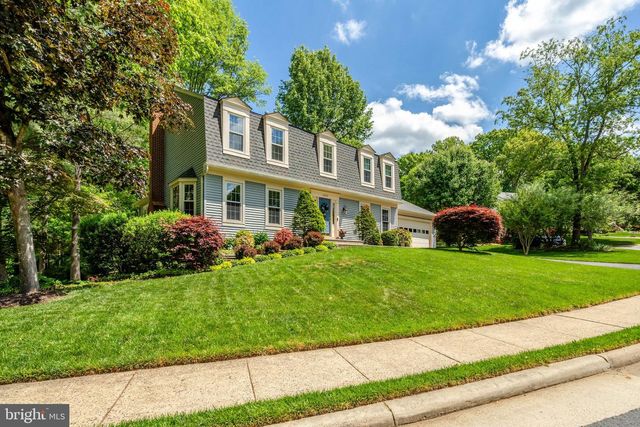 10354 STEAMBOAT LANDING LN, Burke, VA 22015