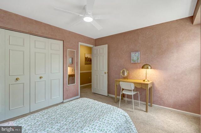 10354 STEAMBOAT LANDING LN, Burke, VA 22015