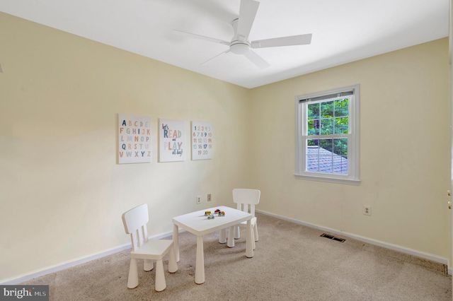 10354 STEAMBOAT LANDING LN, Burke, VA 22015