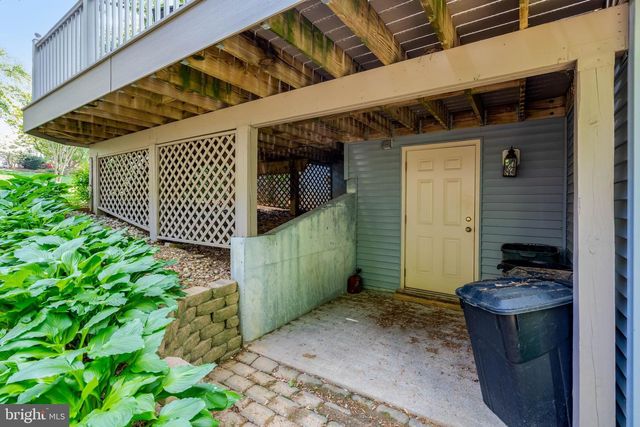 10354 STEAMBOAT LANDING LN, Burke, VA 22015