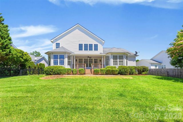 14724 Bridle Trace Lane, Pineville, NC 28134