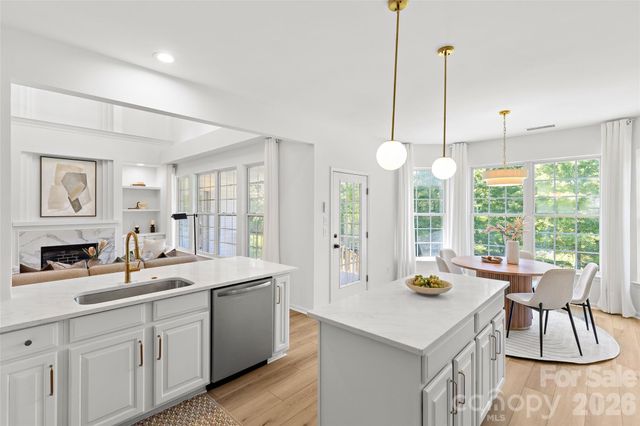 14724 Bridle Trace Lane, Pineville, NC 28134