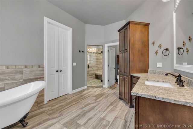 4202 W Orlando Place, Broken Arrow, OK 74011