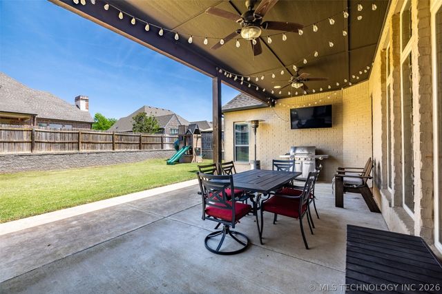 4202 W Orlando Place, Broken Arrow, OK 74011