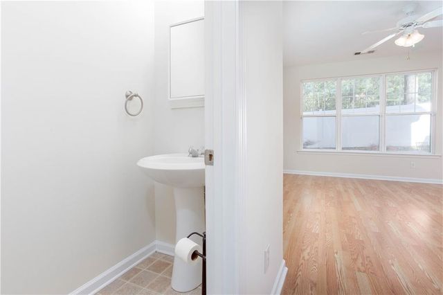 206 Oconee Way, Canton, GA 30114