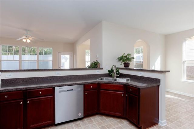 206 Oconee Way, Canton, GA 30114