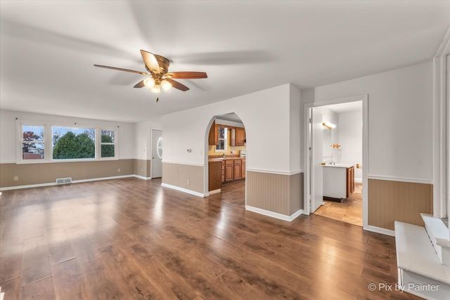 22517 Carmack Road, Marengo, IL 60152