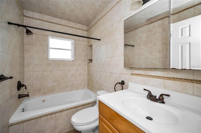 8301 BARDMOOR BOULEVARD 109, Seminole, FL 33777