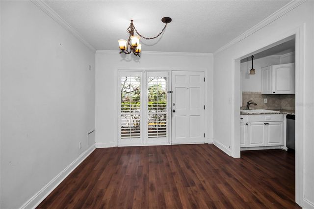 8301 BARDMOOR BOULEVARD 109, Seminole, FL 33777