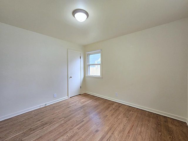5333 N 46th STREET, Milwaukee, WI 53218