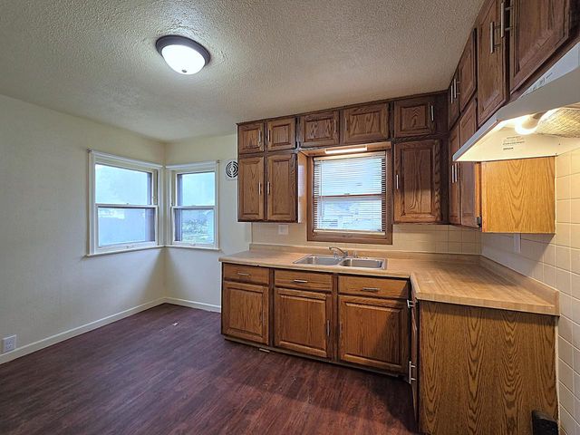 5333 N 46th STREET, Milwaukee, WI 53218
