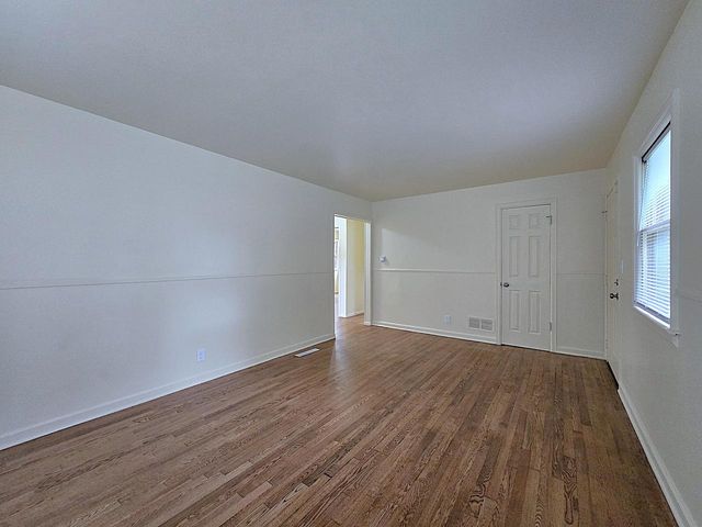 5333 N 46th STREET, Milwaukee, WI 53218