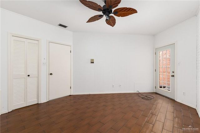 1305 W 3rd Street 7, Weslaco, TX 78596