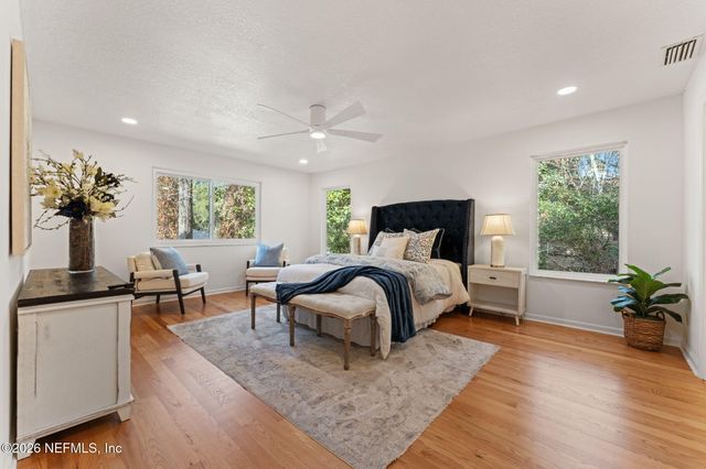 1918 OAK Circle, Atlantic Beach, FL 32233