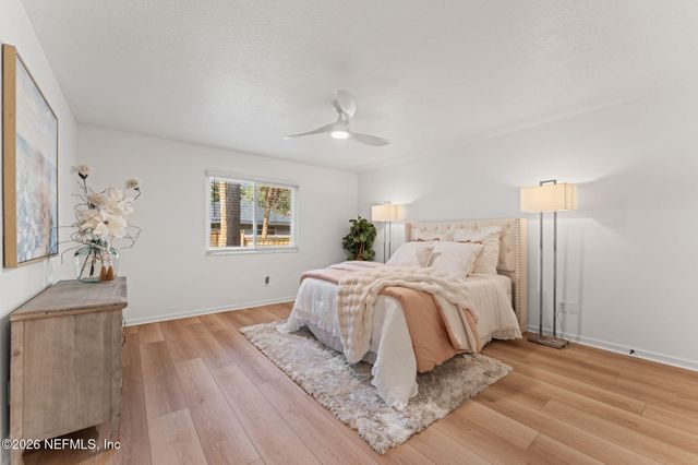 1918 OAK Circle, Atlantic Beach, FL 32233