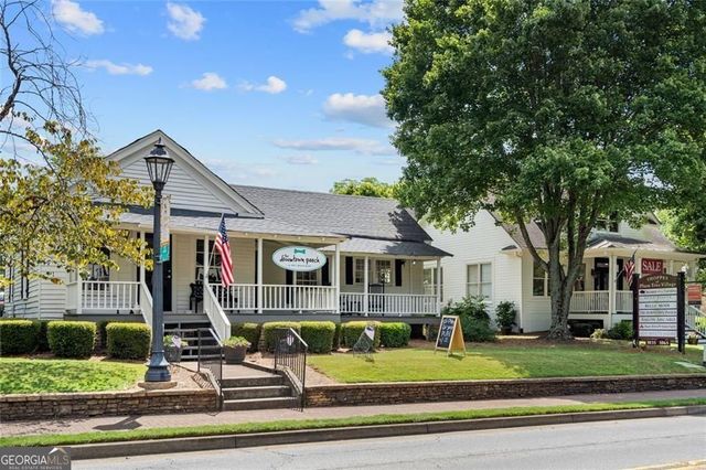 1707 Waters Edge Trail, Roswell, GA 30075
