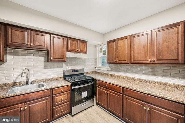 1917 W 4TH ST, Chester, PA 19013