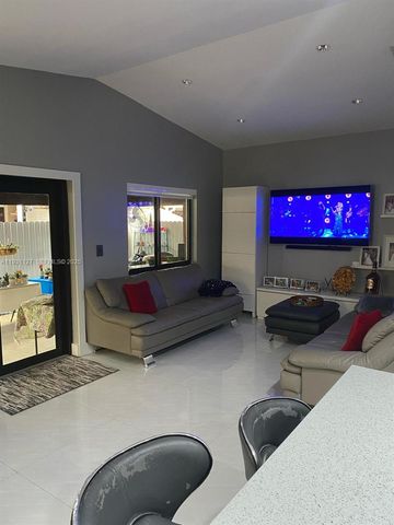 7145 W 31st Ave, Hialeah, FL 33018