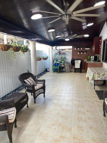 7145 W 31st Ave, Hialeah, FL 33018