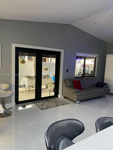 7145 W 31st Ave, Hialeah, FL 33018