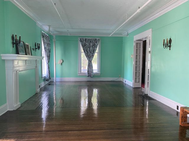 1215 E High Street 1215 E High Street, Springfield, OH 45505