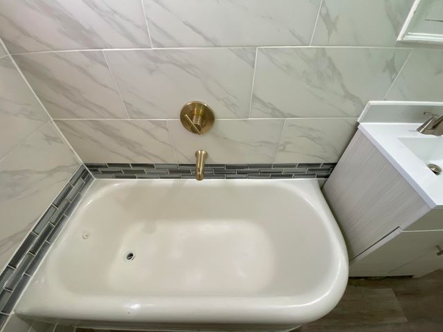 1215 E High Street 1215 E High Street, Springfield, OH 45505