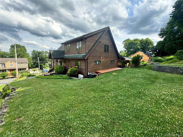 23 Orange Terrace, Middletown, NY 10940