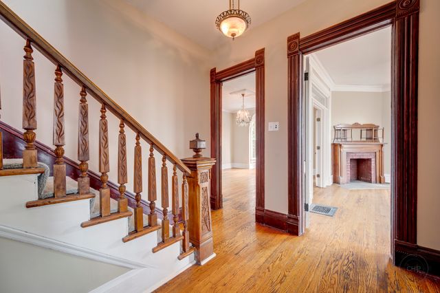 125 Arbor Avenue, West Chicago, IL 60185