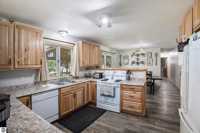 511 Franklin Street, Kingsley, MI 49649