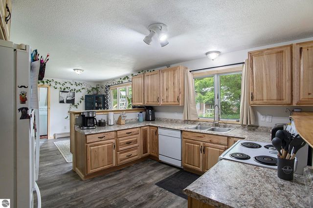 511 Franklin Street, Kingsley, MI 49649