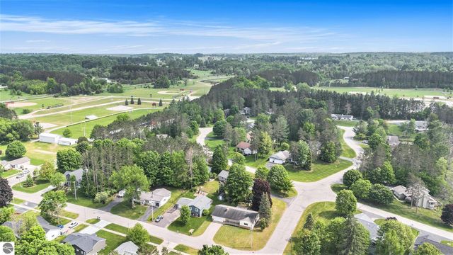 511 Franklin Street, Kingsley, MI 49649