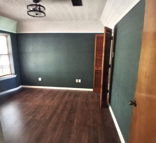 504 Gaddy Street, Farmersville, TX 75442