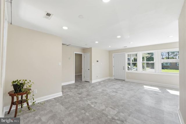 8317 SCHULTZ RD, Clinton, MD 20735