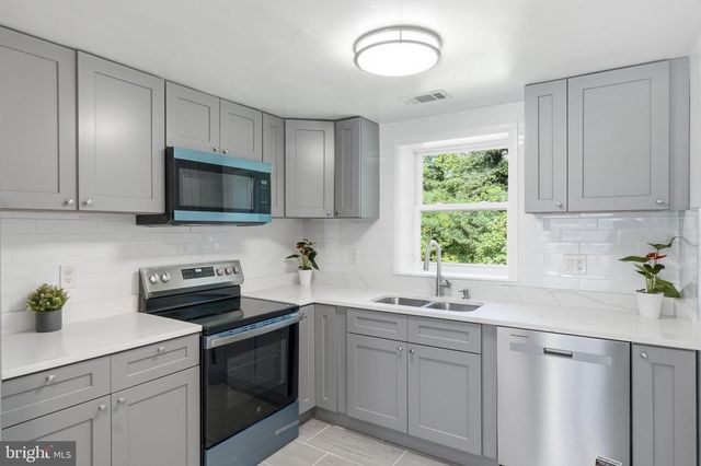 8317 SCHULTZ RD, Clinton, MD 20735
