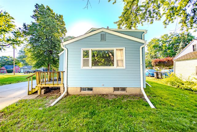 2602 50th St Street, Des Moines, IA 50310